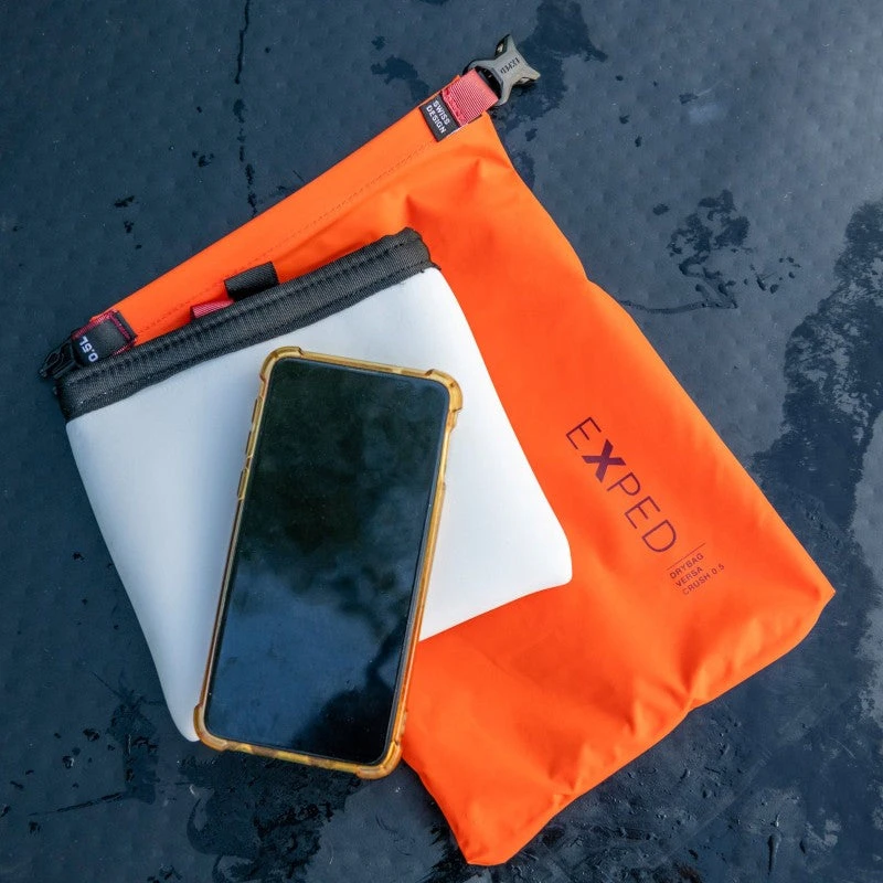 Exped Drybag Versa 1L 5 Exped Drybag Versa 1L - Image 3